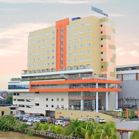 Harris Hotel Samarinda Exterior foto