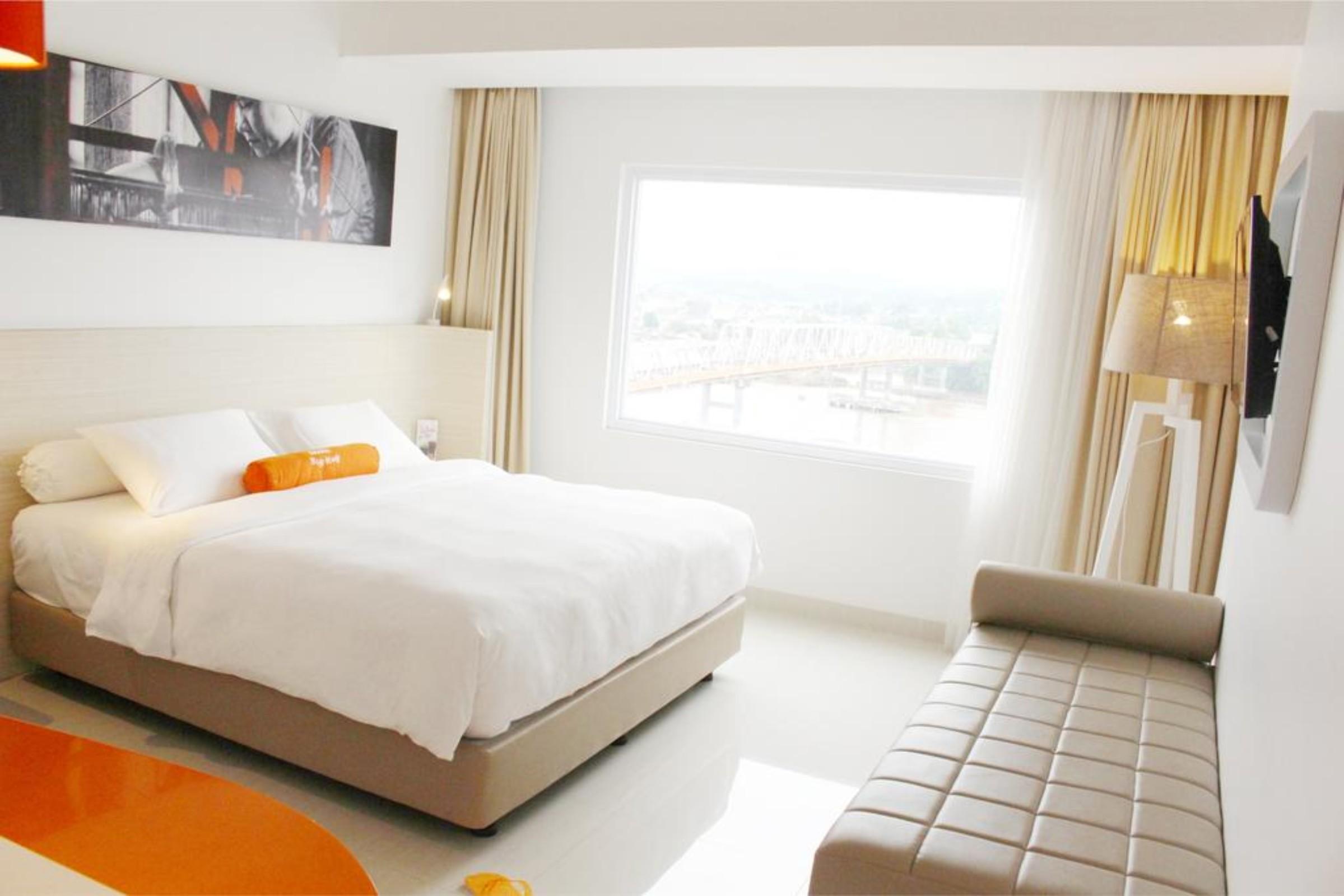 Harris Hotel Samarinda Exterior foto